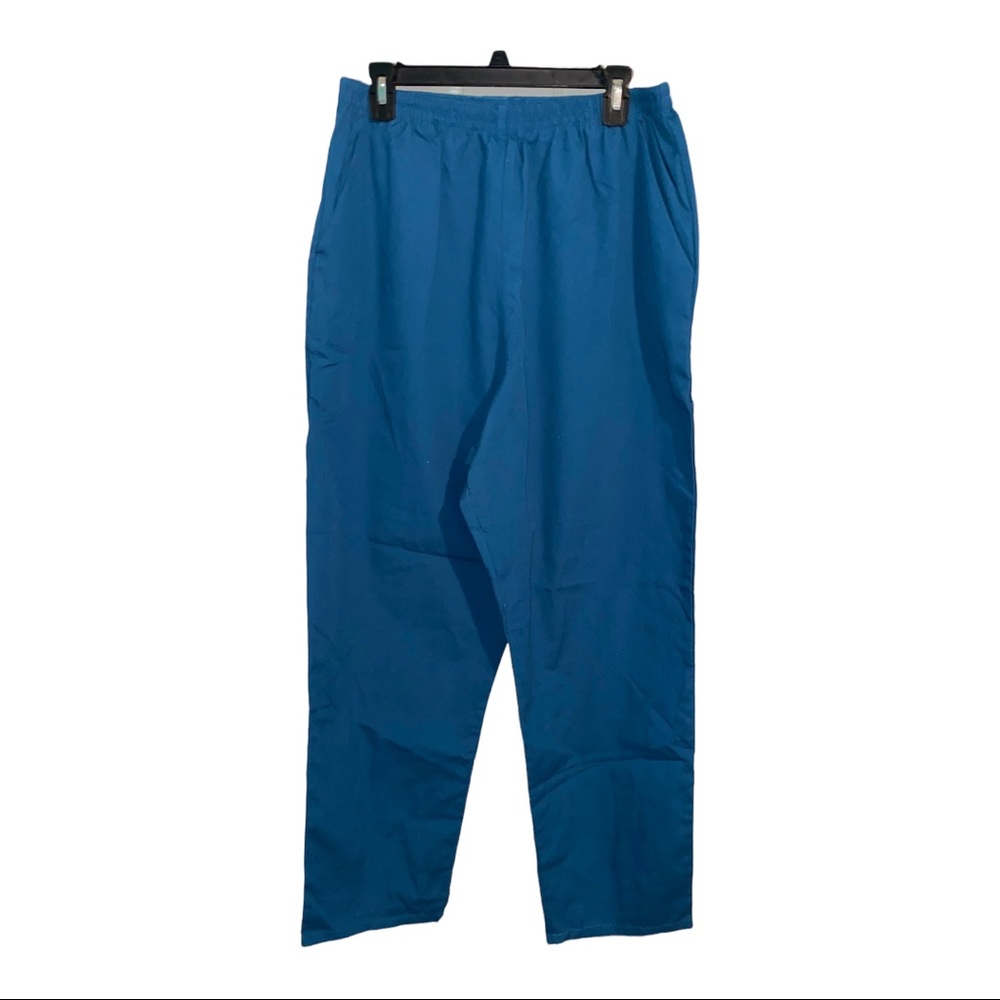 Women scrub pants